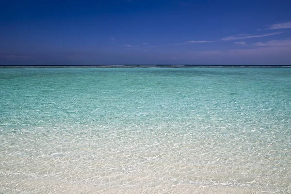 Tropische Eilanden Atollen Pure Turquoise Wateren Van Oceaan Wit Koraal — Stockfoto