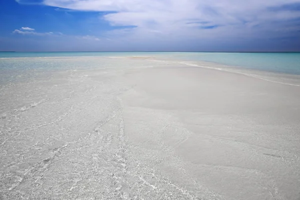 Ilhas Tropicais Atóis Puras Águas Azul Turquesa Oceano Areia Coral — Fotografia de Stock