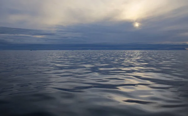 Iceberg Avec Des Traces Dégel Recherche Phénomène Réchauffement Climatique Des — Photo