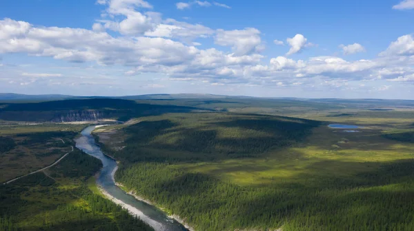 Urais Subpolares Territórios Norte Rússia Natureza Intacta Limpo Água Potável Fotografia De Stock