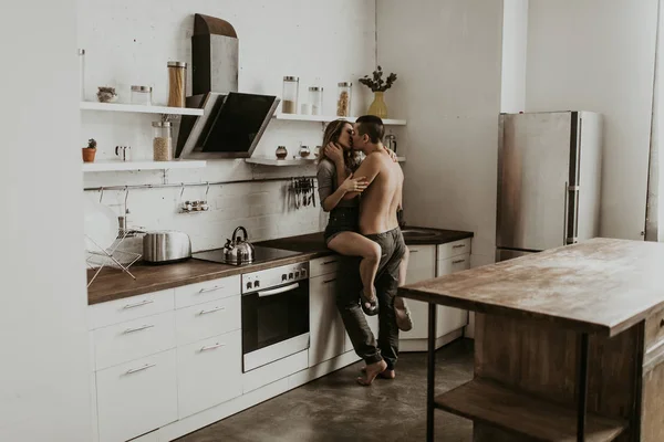 Beautiful Couple Kissing Kitchen — Stock Photo, Image