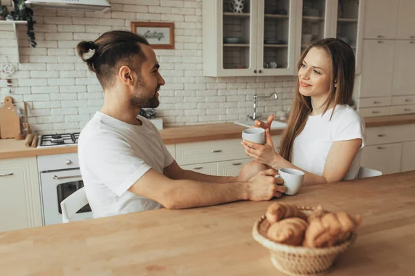 Beautiful Loving Couple Kissing Kitchen — Stock Photo, Image