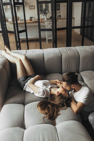 Young Romantic Couple Kissing Enjoying Company Each Other Home — Stock Photo, Image