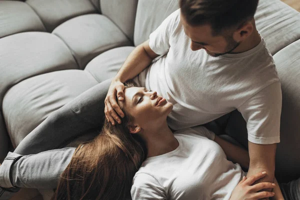 Young Romantic Couple Kissing Enjoying Company Each Other Home — Stock Photo, Image