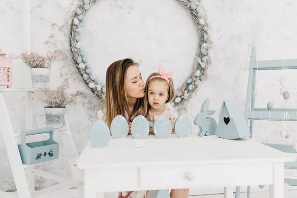 Mãe Filha Estão Preparando Para Páscoa — Fotografia de Stock