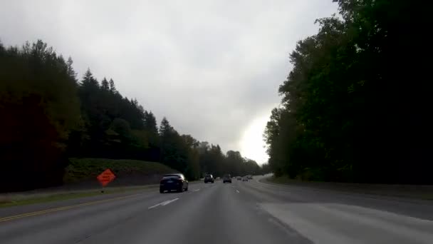 Una Mañana Otoño Invierno Conduciendo Través Las Montañas Cascade Hacia — Vídeos de Stock