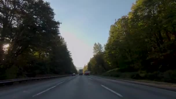 Una Mañana Otoño Invierno Conduciendo Través Las Montañas Cascade Hacia — Vídeos de Stock