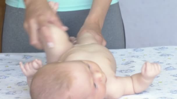 Shot Massage Professional Therapist Does Two Months Old Baby Girl — Stock Video