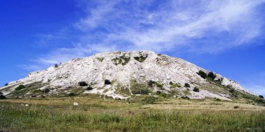 Bir Bashkrtostan Sterlitamak bölge içinde Shikhanovs (Tratau Dağı)