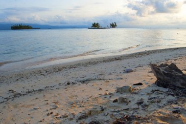 Guna Yala, Kuna Yala, San Blas, Panama'daki Cennet Adaları. Günbatımı. Sunrise.