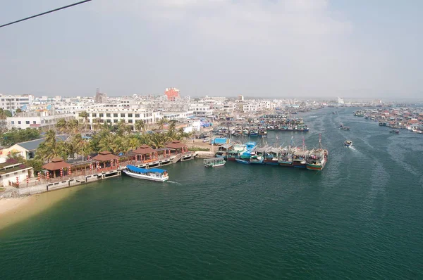 Güzel ve farklı ada Hainan Çin