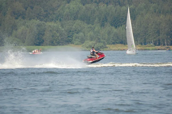 Klyazma rezervuar Rusya Moskova 'da plaj tatili