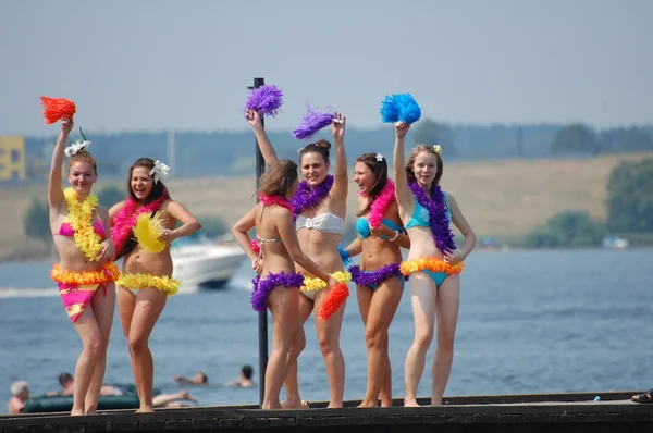 Klyazma rezervuar Rusya Moskova 'da plaj tatili