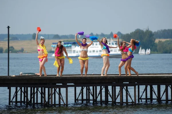 Klyazma rezervuar Rusya Moskova 'da plaj tatili