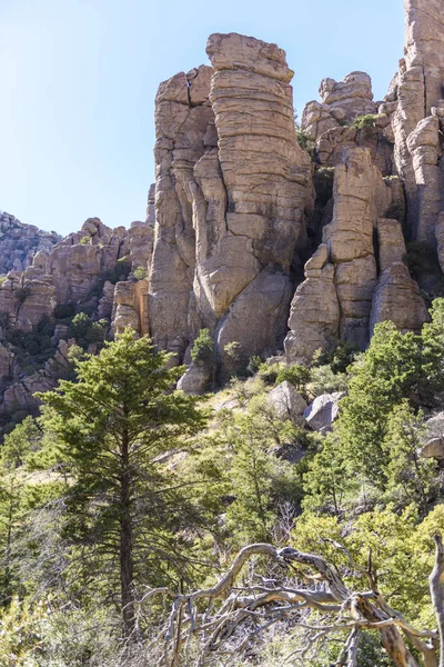 Hoodoos auch als Orgelpfeifenformation am Chiricahua-Nationaldenkmal bekannt — Stockfoto