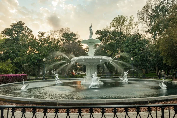 Fuente Forsyth, Parque Forsythe, Savannah, GA — Foto de Stock