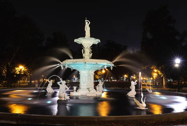 Savannah Marzo 2014 Forsyth Fountain Fotografiado Por Noche Mientras Sol Imágenes de stock libres de derechos