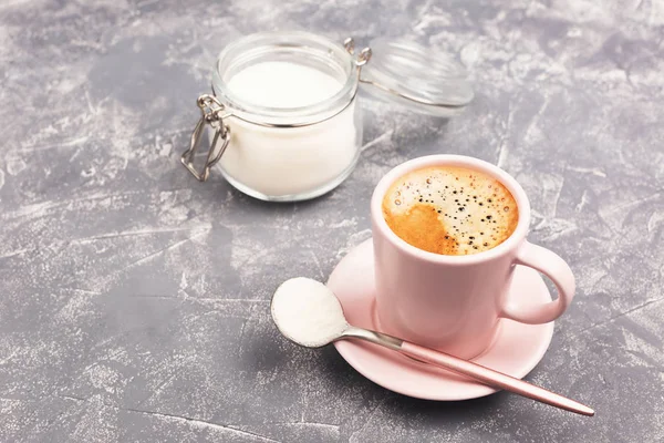 Kollagen pulver och kopp espresso. — Stockfoto