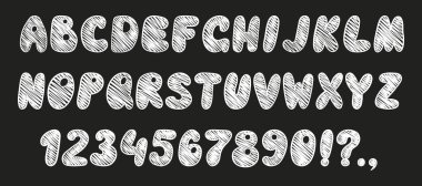 Pastel boya çocukları yazı tipi, komik, oyuncu alfabe karalaması. El çizimi karalamalı çocuk yazı numaraları. Okulun mum kalemleri sevimli anaokulu el yazısı, eğlenceli mektuplar. Renkli İngiliz alfabesi ve numaraları