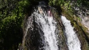 Nainital sahne görünümü güzel şelale