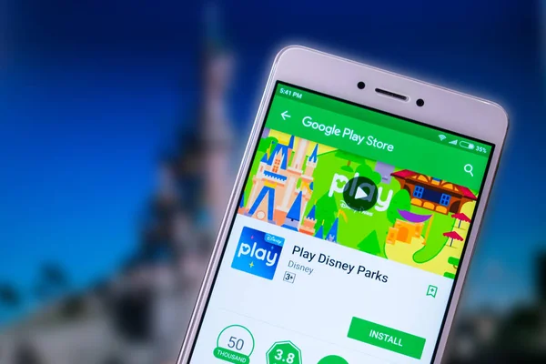 Play Disney Parks Neue Mobile App Auf Dem Smartphone Bildschirm — Stockfoto