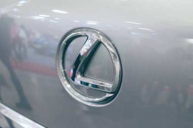  Lexus metac logo closeup Lexus araba motor Show'da otomobil Salon kapatın. Lexus yeni lüks araba, seçici odak