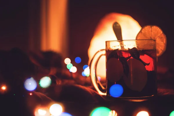 Romantic Winter Evening Hot Drink Christmas Eve Glass Transparent Cup — Zdjęcie stockowe