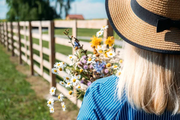 Cottagecore Farmcore Countrycore Aesthetics Fresh Air Countryside Slow Life Pastoral — Stock Photo, Image