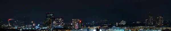 Zurigo Panorama Della Città Notte Edifici Alti Illuminati Camino Fumante — Foto Stock