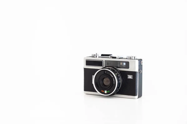 Câmera Filme Compacto Antigo Debranded Telêmetro Isolado Contra Pura Vista — Fotografia de Stock