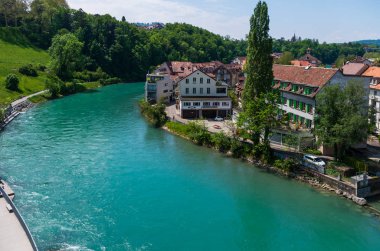 Bern şehir İsviçre yaz saati overh Aarau Aare nehir görünümü