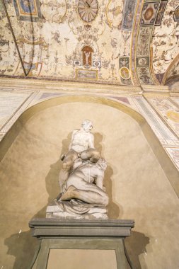 Palazzo Vecchio Floransa içinde heykel.