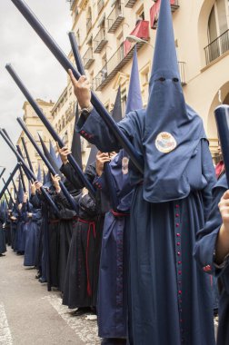 Mum taşıyan yapısı istasyonu sırasında oluşumunda 