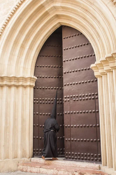 Pénitent Confrérie Santa Marta Entrant Dans Église Avant Effectuer Station — Photo
