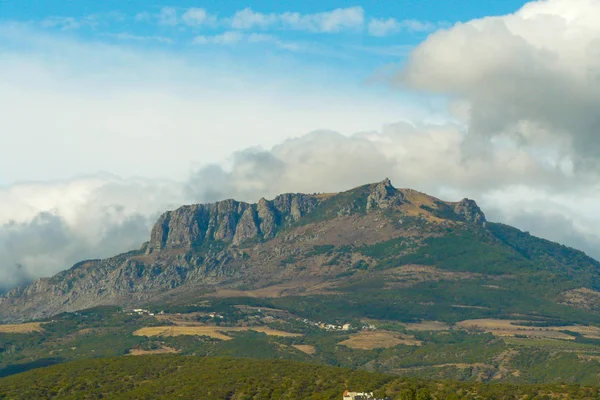 Vista Das Montanhas Nuvens — Fotografia de Stock