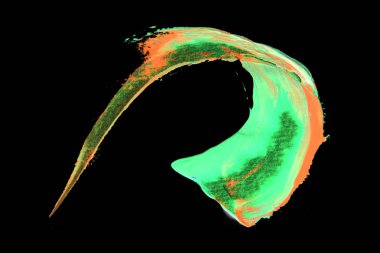 siyah arka plan üzerinde turuncu mor yeşil mavi boya fırça lekeler