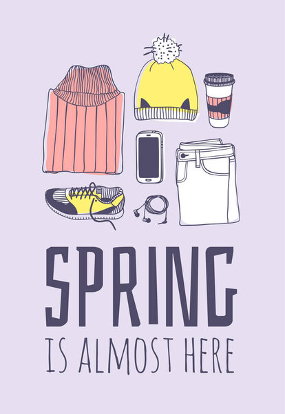 Ручной рисунок Весенняя мода иллюстрации износа и цитата SPRING почти здесь. Фактический вектор сезона на фиолетовом фоне. Художественные безделушки рисуют джинсы, шляпу, кроссовки, телефон, наушники, кофе и текст. Творчество чернил
