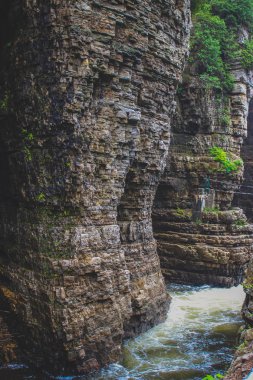 Güzel, iki mil (3.2 km) kumtaşı gorge oyma Lake Champlain Adirondacks bölgedeki şehir dışında New York içine boşaltır Ausable River