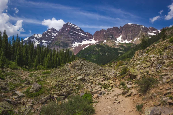 Majestic Maroon Bells Picos Vistos Acidentada Cratera Lake Trail Dia — Fotografia de Stock