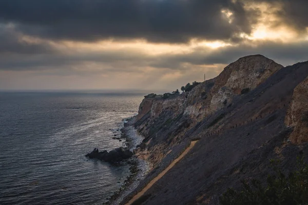 Stunning Coastal View Sunset Steep Cliffs Pelican Cove Park Cloudy — Stock Photo, Image