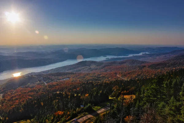 Aerial View Beautiful Lake Tremblant Sunset Colorful Autumn Foliage Covering — Stock Photo, Image