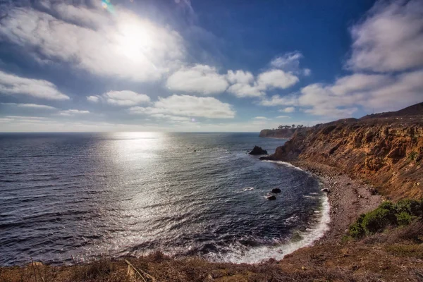 Brillante Vista Costera Pelican Cove Point Vicente Lighthouse Con Cielo —  Fotos de Stock