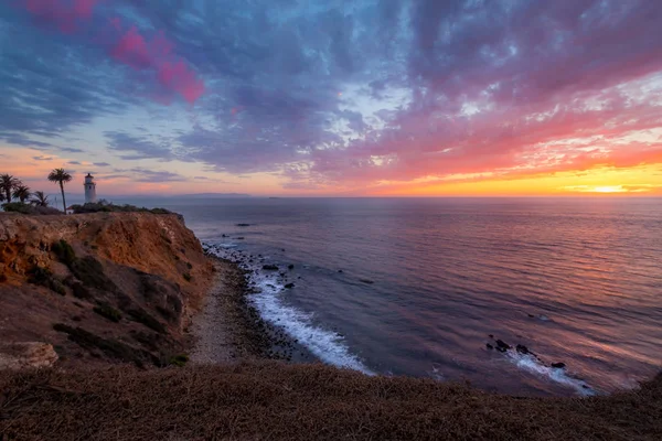 Colorful Sky Coastal View Point Vicente Lighthouse Atop Steep Cliffs — Stock Photo, Image