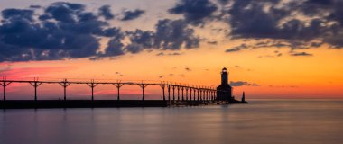 Michigan City Doğu Pierhead Deniz Feneri Sonra Sunset Panorama