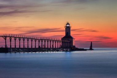 Michigan City Doğu Pierhead Deniz Feneri Gün Batımından Sonra