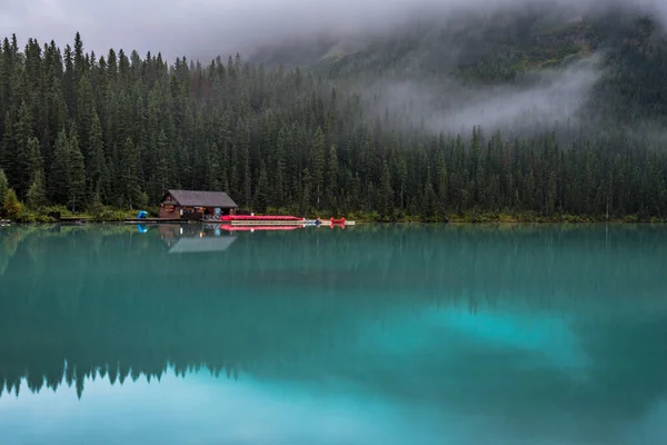 Cabaña Lago Louise — Foto de Stock