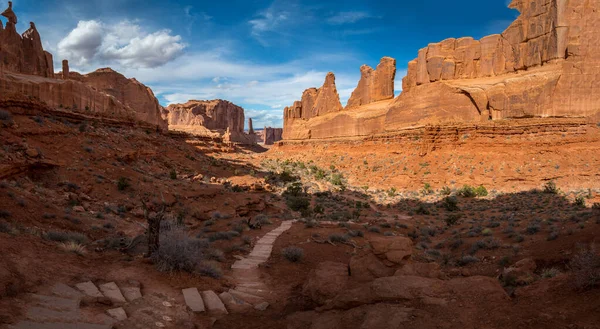 Scenic View Looking Canyon Surrounded Monolithic Sandstone Rock Structures Seen — Stock Photo, Image