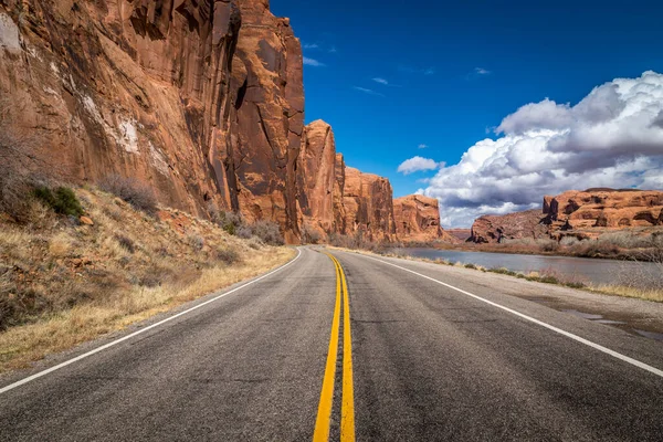 Vista Colorida Utah Scenic Byway 279 Com Altos Penhascos Arenito Fotografia De Stock