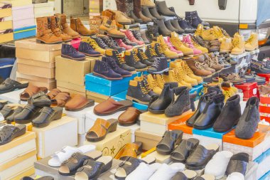 Ayakkabı Valenca satışa sergi yapmak Minho street fair Portekiz