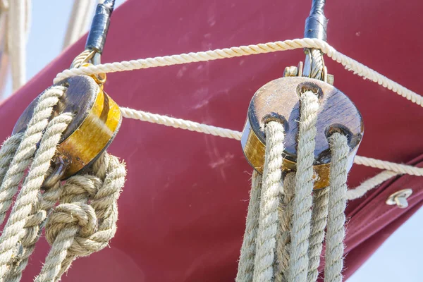 Trä Rigg Deadeye Segelbåt — Stockfoto